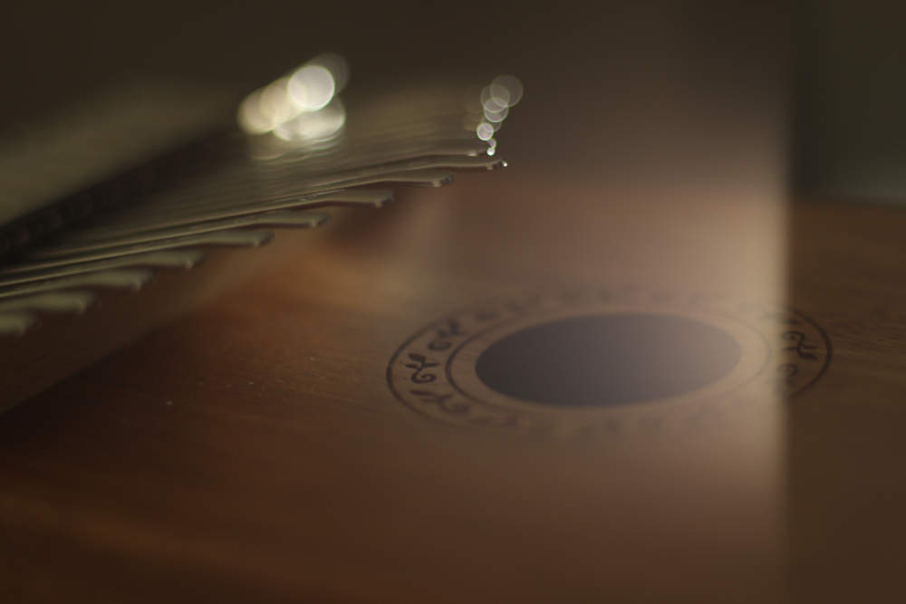 Songbird - Toy Kalimba thumbnail 3